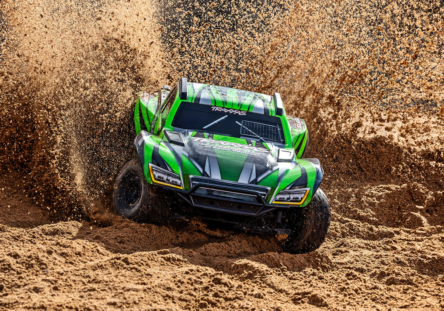 102076-4 Maxx Slash 6s Short Course Truck Green