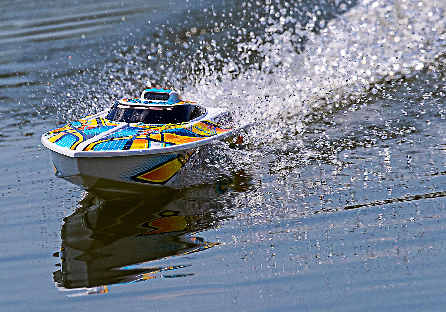 38104-8 Blast Race Boat USBC Orange