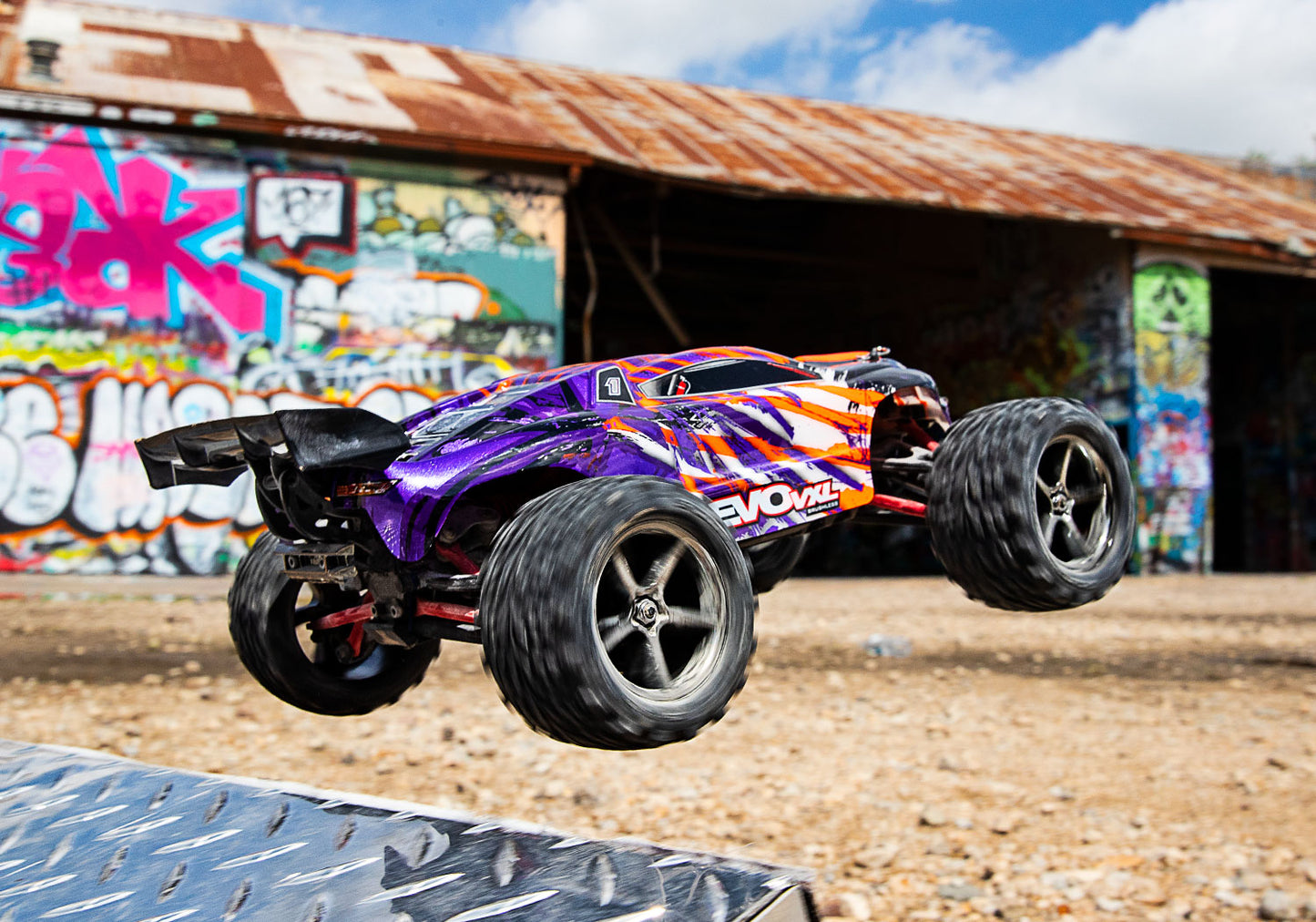 71076-8 Purple 1/16 Scale E-Revo VXL: 4X4 Brushless Monster Truck w/USB-C