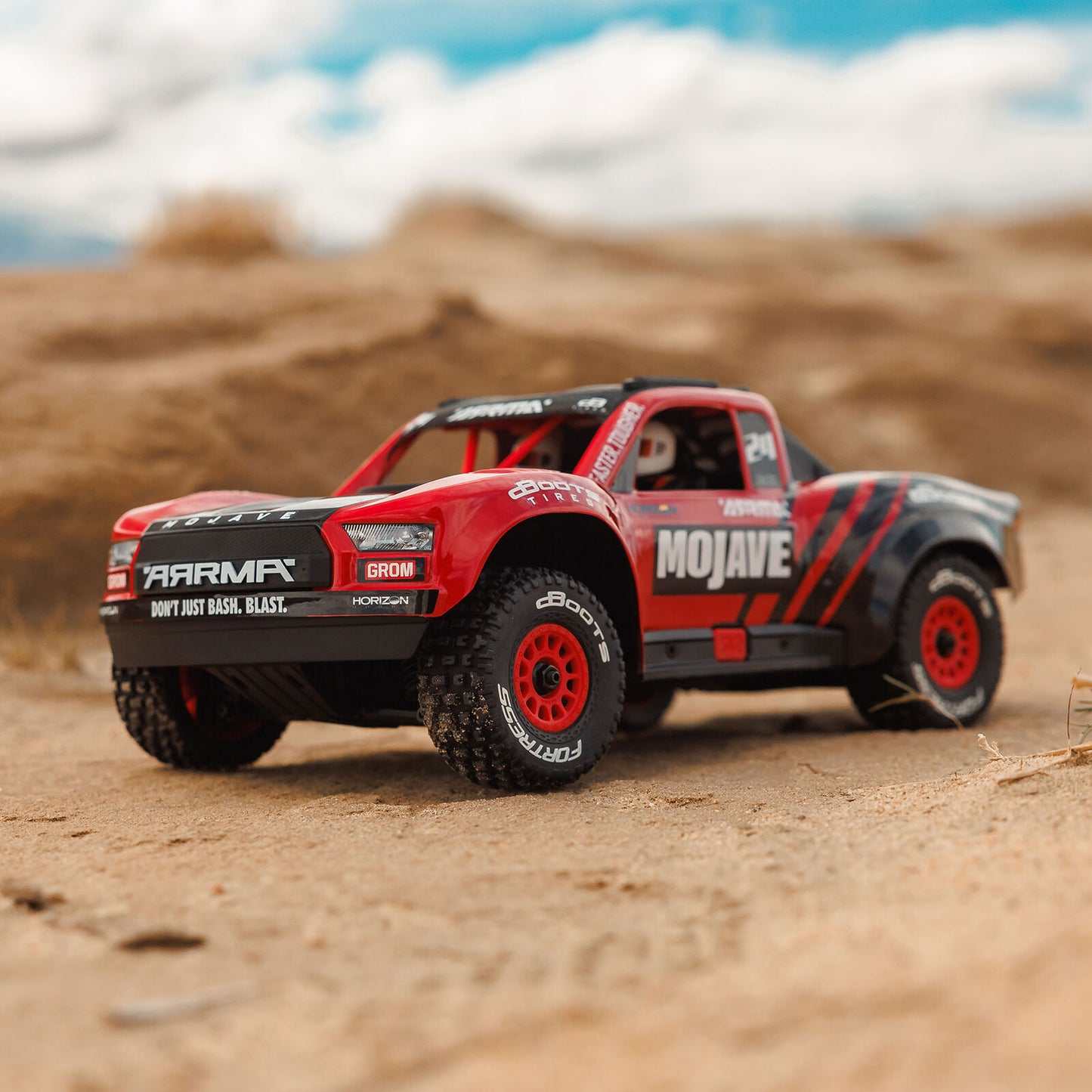 MOJAVE GROM MEGA 380 Brushed 4X4 Small Scale Desert Truck RTR with Battery & Charger, Red/Black