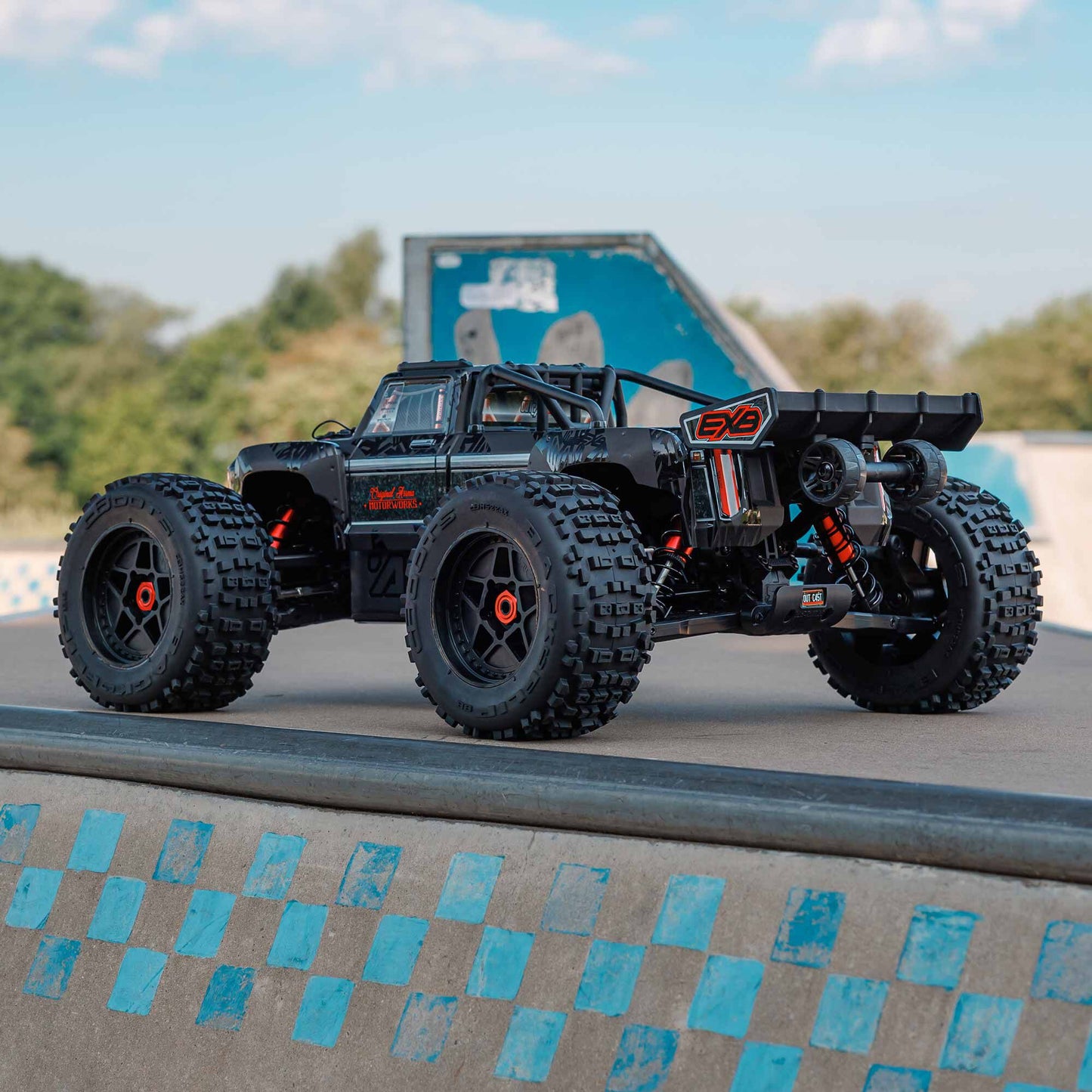 OUTCAST 4X4 8S BLX 1/5 Stunt Truck Black