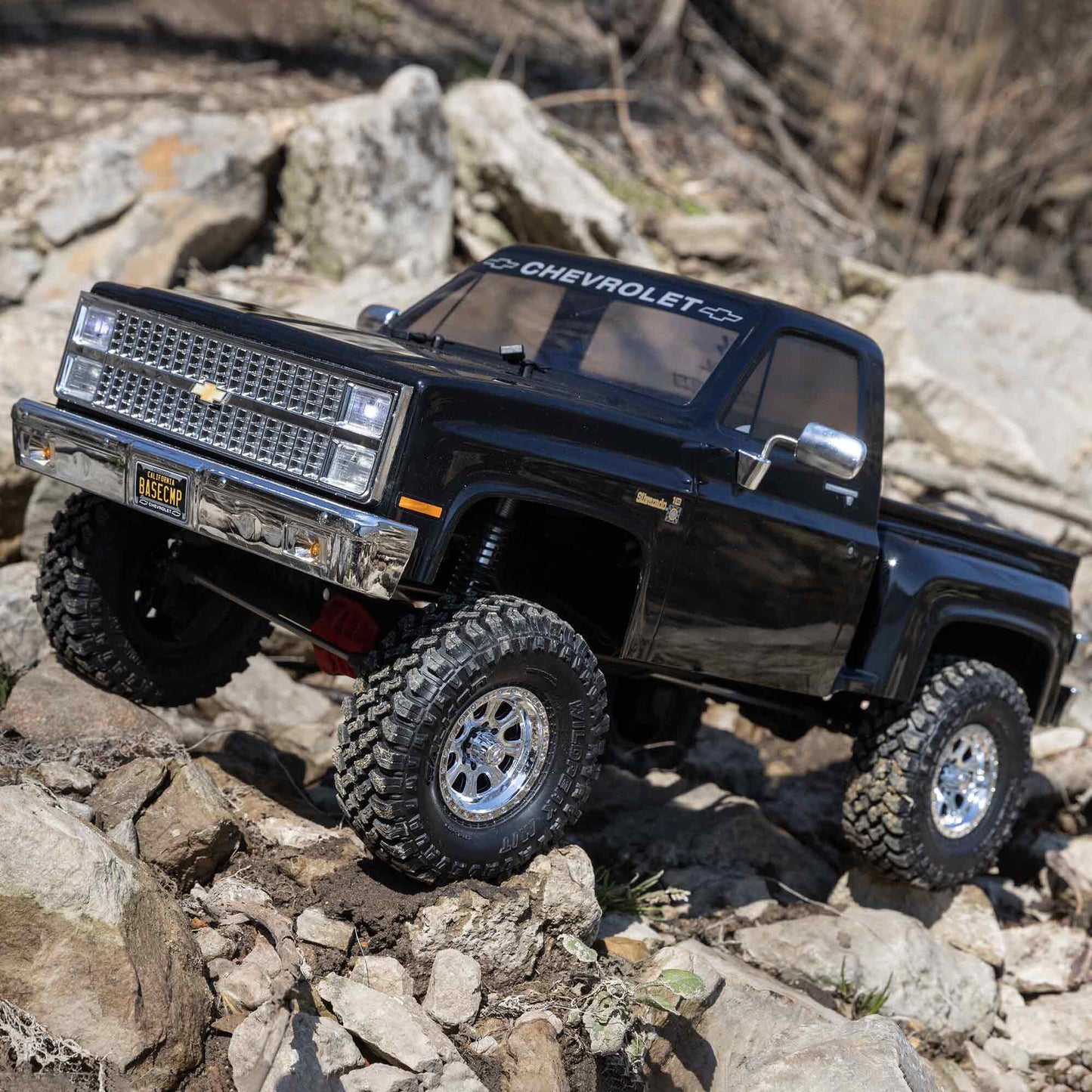 SCX10 III Base Camp 82 Chevy K10 RTR Black