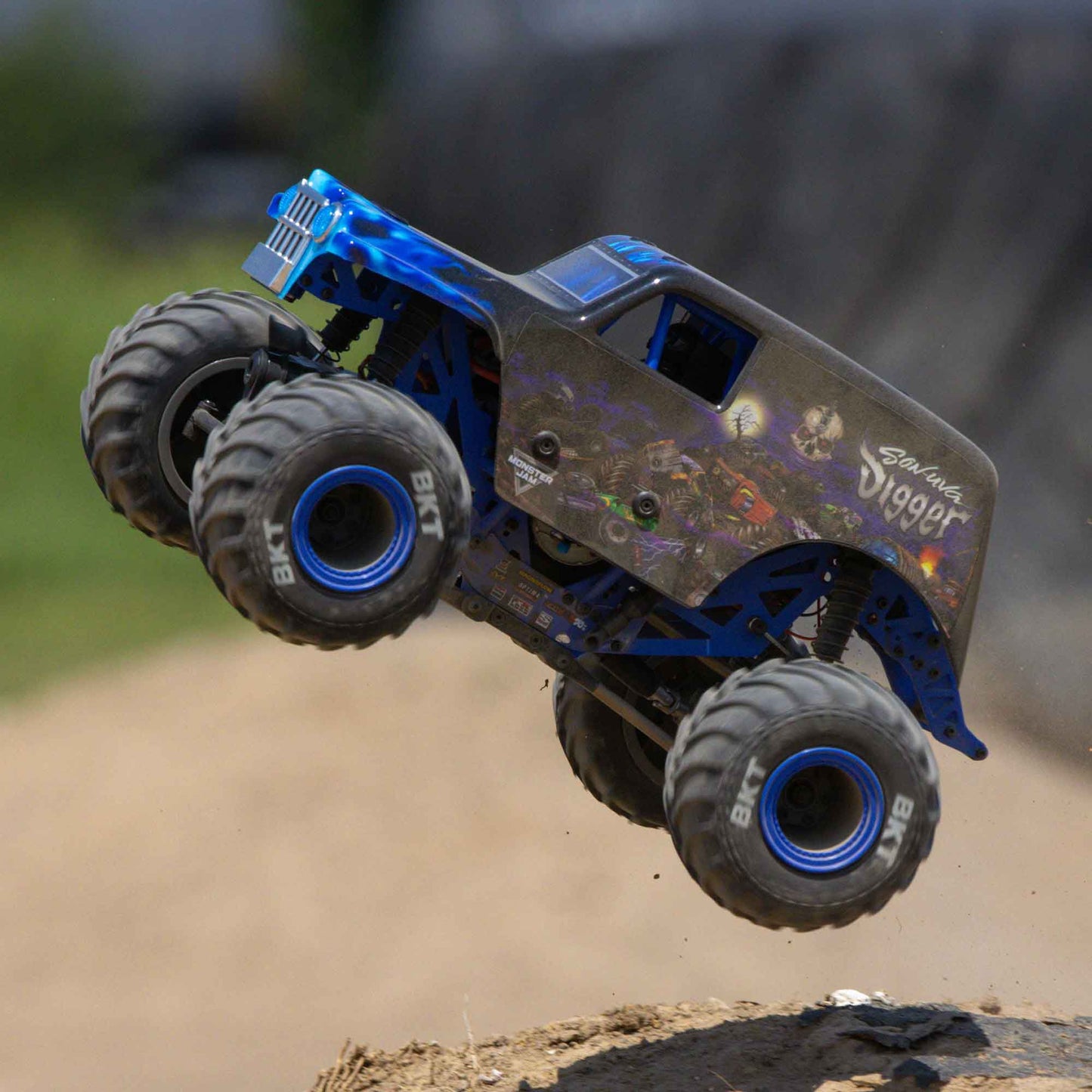 Losi 1/18 Mini LMT 4WD Son Uva Digger Monster Truck Brushed RTR