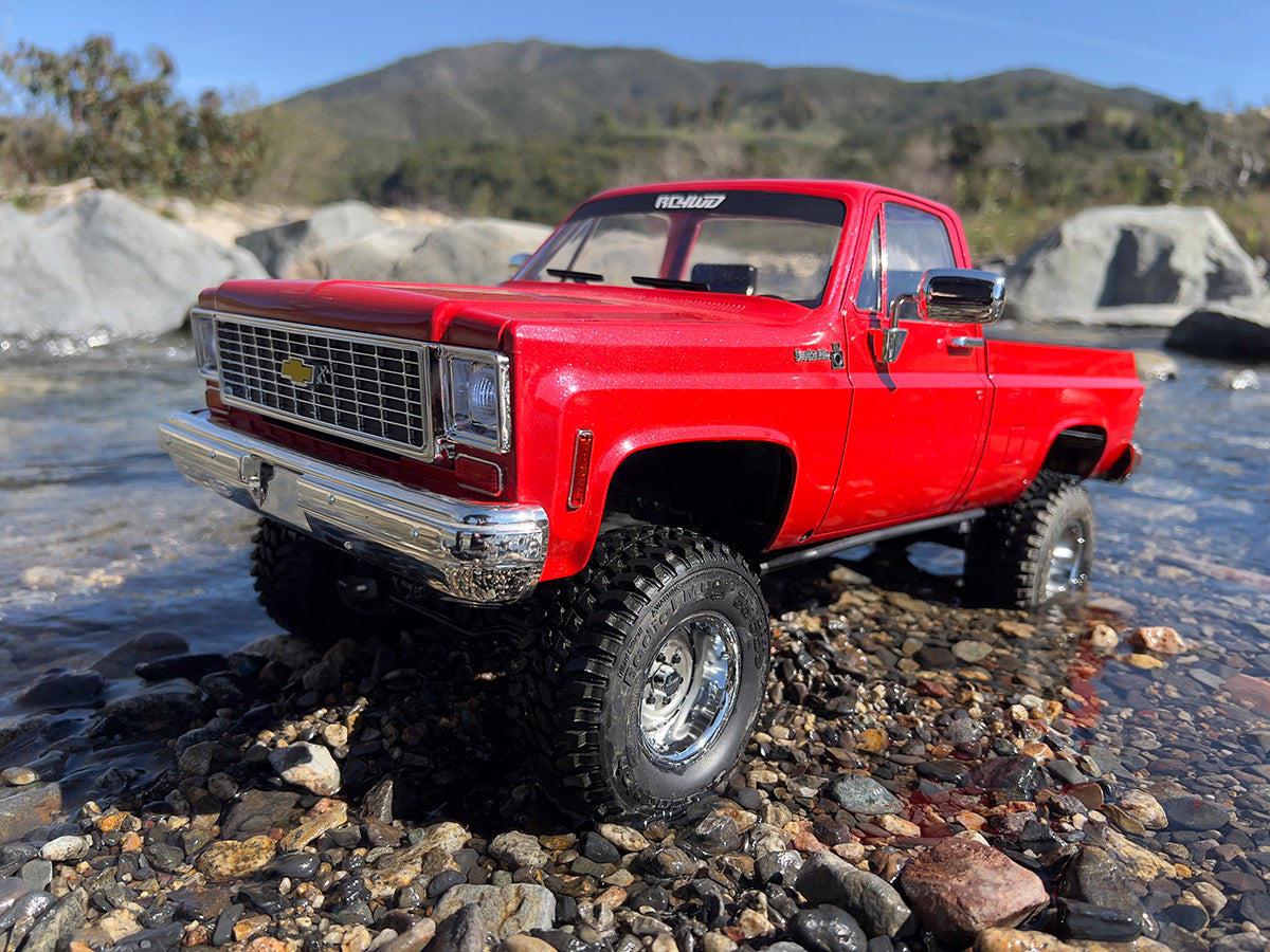 Trail Finder 2 "LWB" RTR with Chevrolet K10 Scottsdale Hard Body Set - Red