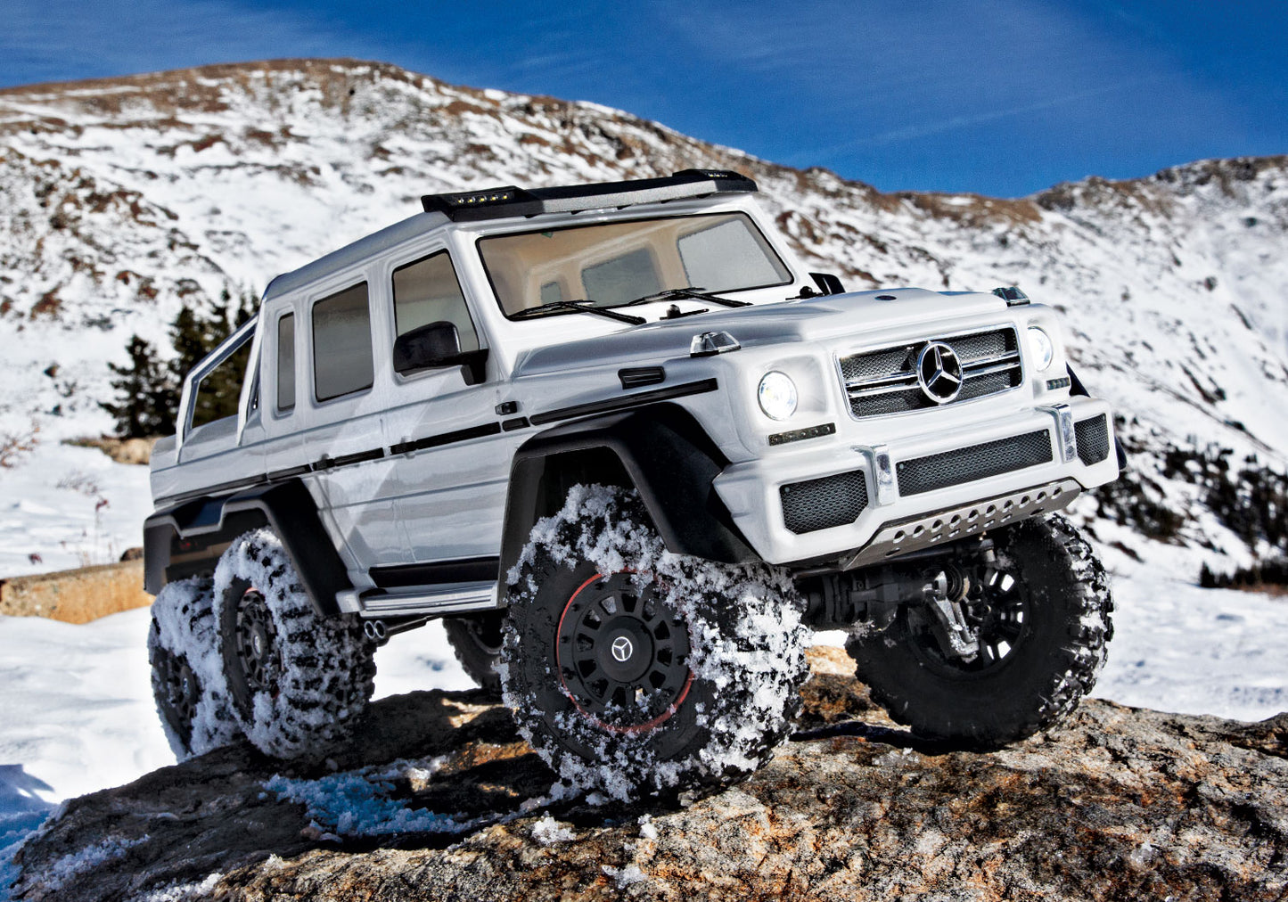 88096-4 TRX-6 Mercedes-Benz G 63 AMG 6x6 White