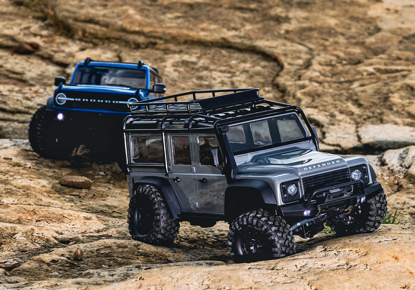 97054-1 TRX-4M Defender 1/18th Scale Crawler Blue